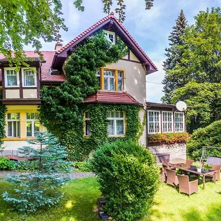 Villa Parkowa 5-2